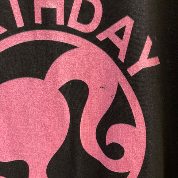 NWOT Birthday Barbie T shirt size large - Picture 5 of 5